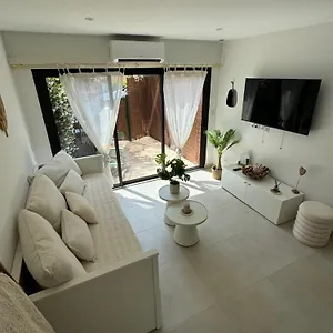 https://chez-timmaflo.fr-provencehotel.com